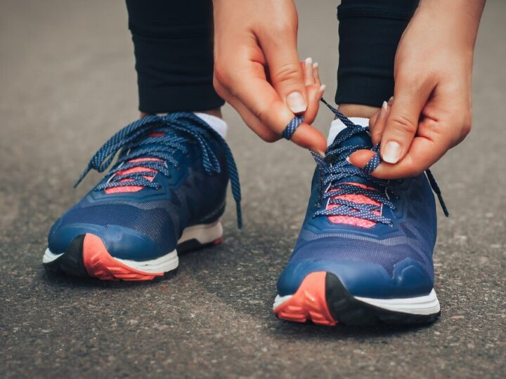 Buty startowe do biegania: Jak wybrać najlepsze modele na różne dystanse?